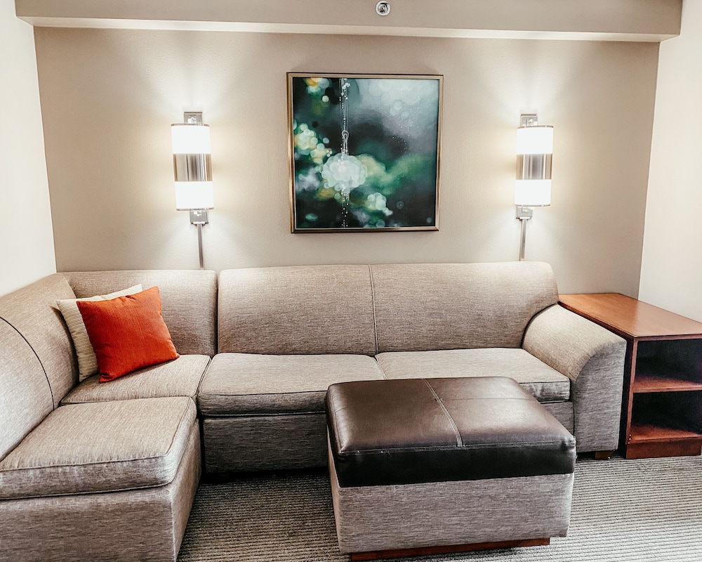 Hyatt Place Princeton 42/62