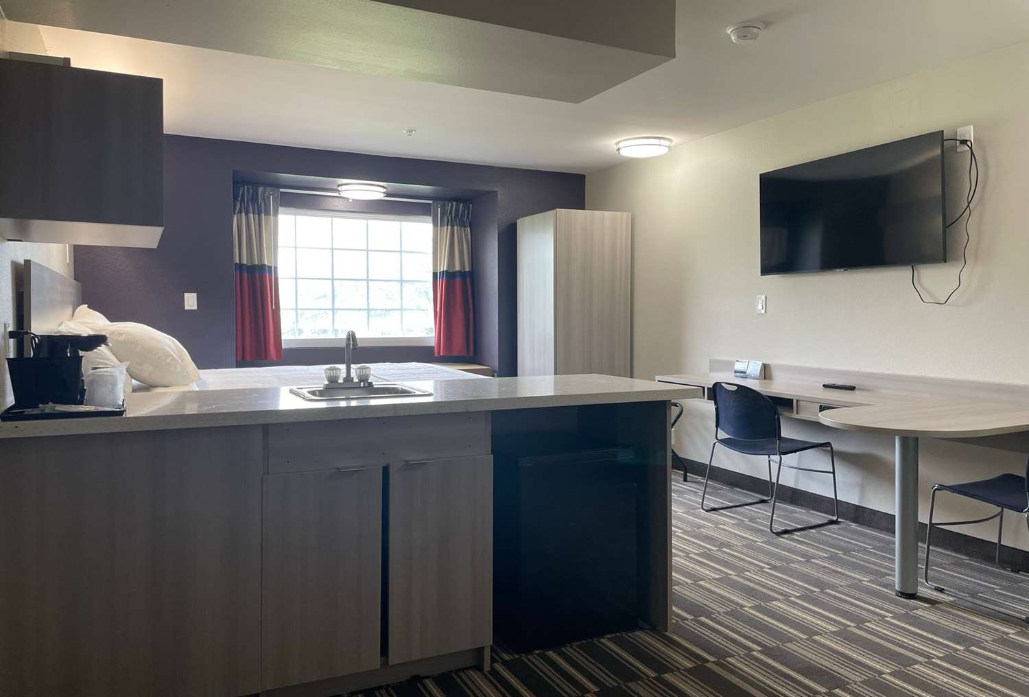 Microtel Inn and Suites by Wyndham Bossier City 12/46