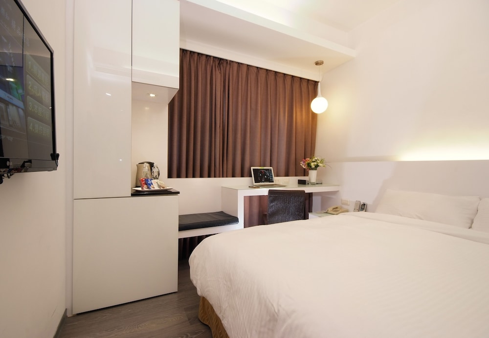 COMFORT, DOUBLE BED
