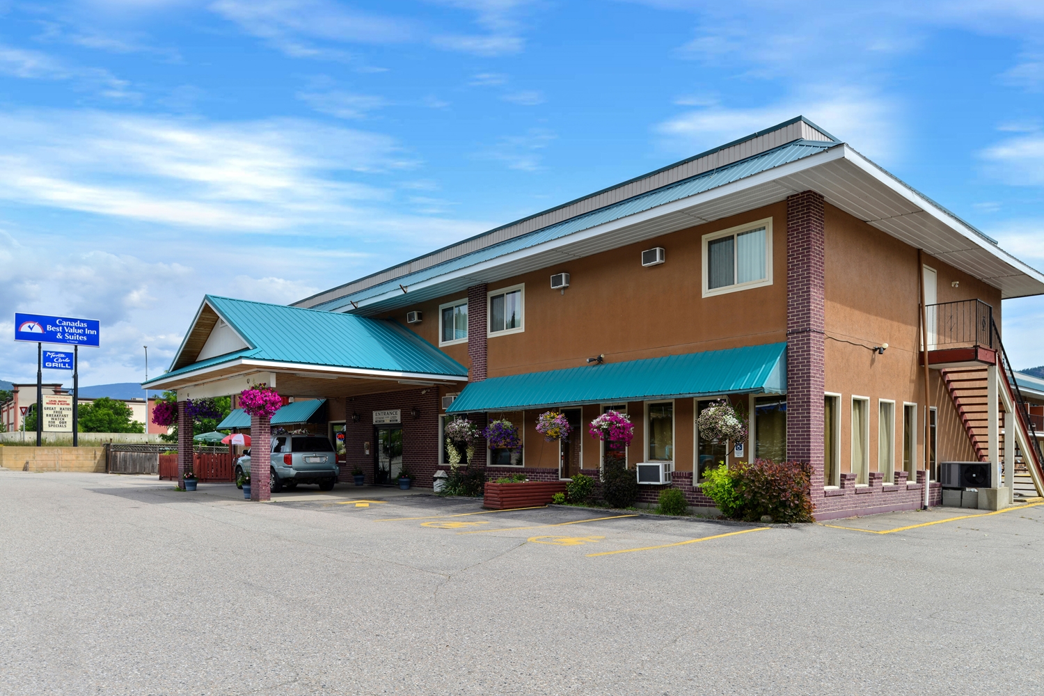 Canadas Best Value Inn Suites Castlegar 3/38