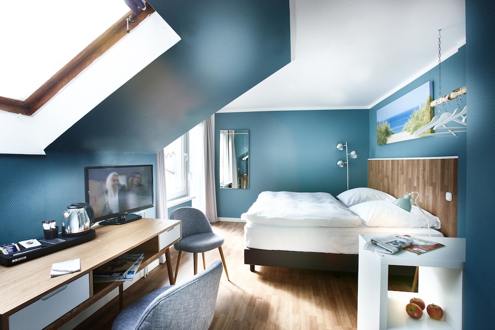 HOTEL LIEGEPLATZ 13 KIEL BY PREMIERE CLASSE 8/22