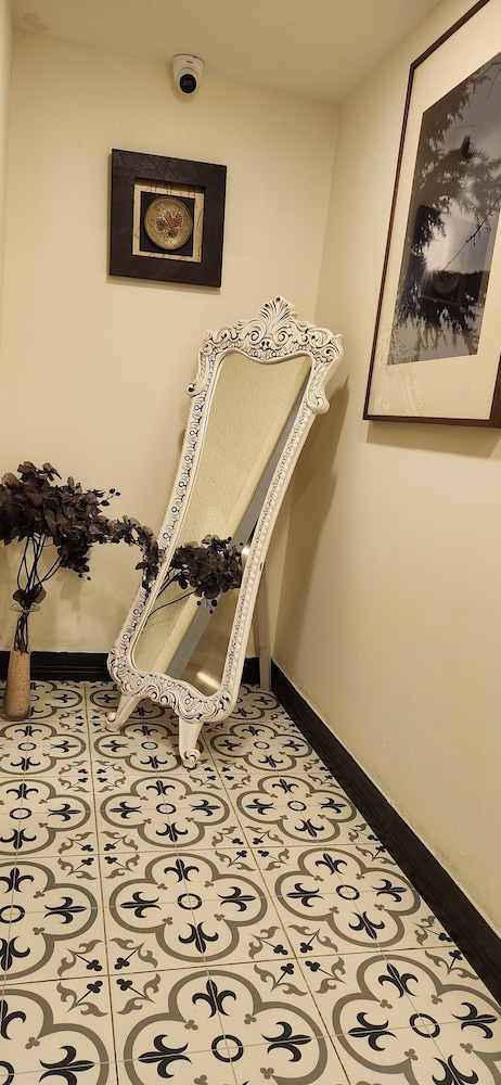 Shishly Palace Hotel 25/31