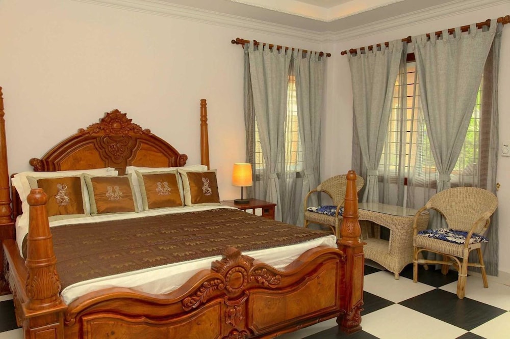 Delux Villa 35/48