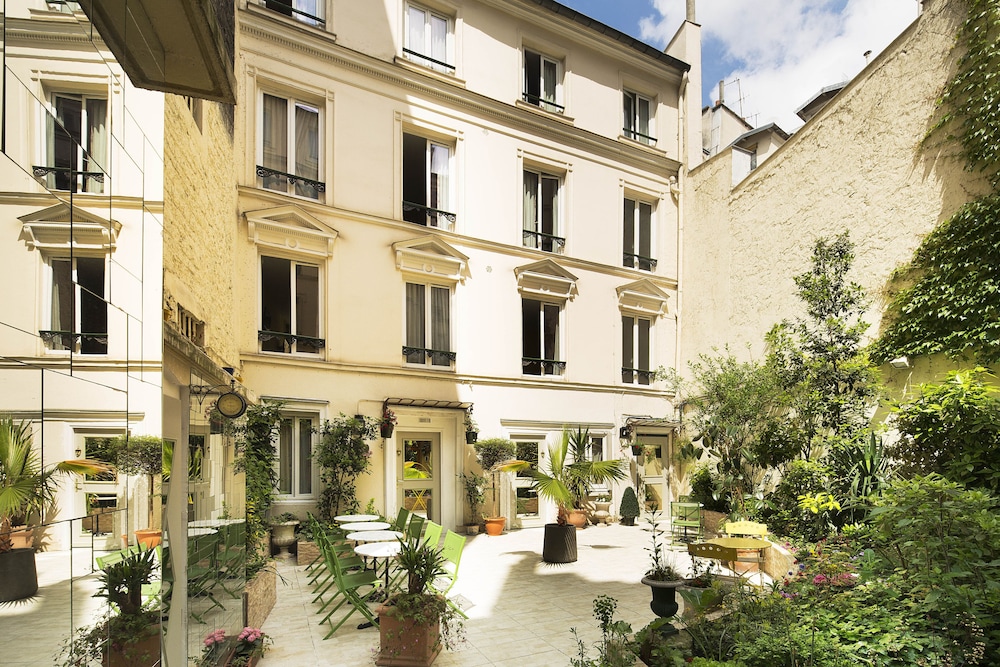 Hotel Bienvenue 51/56