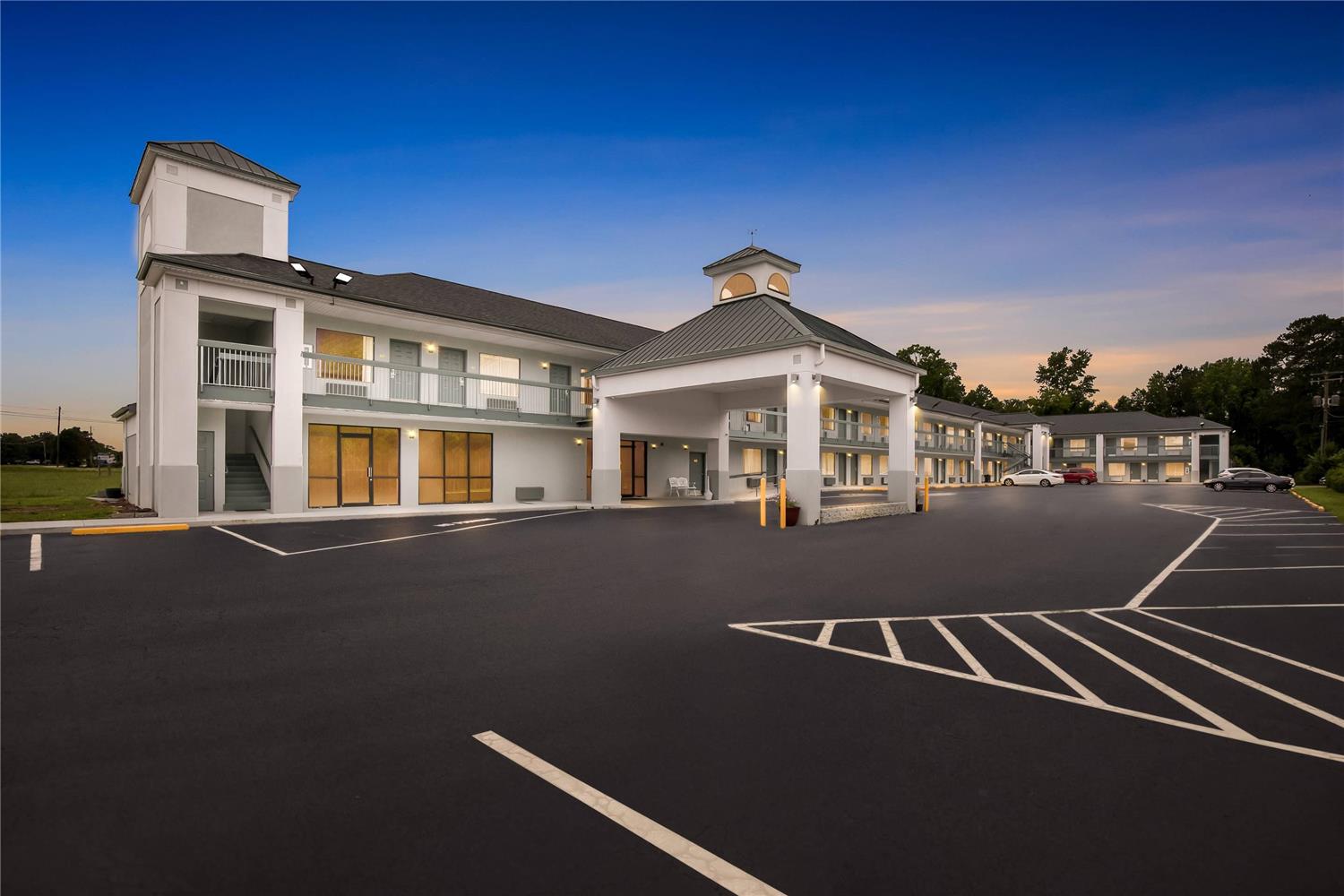 Econo Lodge Elberton, GA 3/21