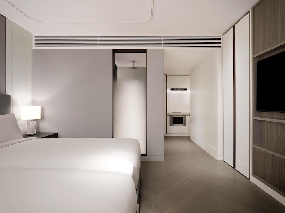 RESIDENCE, STUDIO, TWIN BEDS