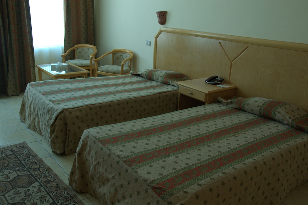 Sharm Cliff Resort 7/30
