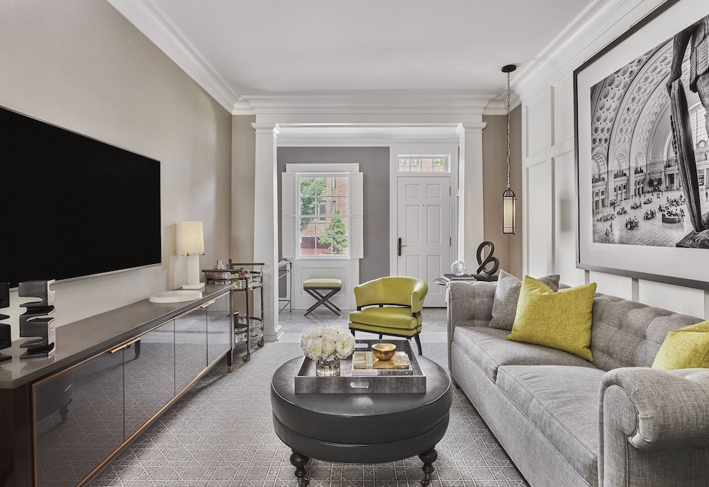 Rosewood Washington DC 45/82