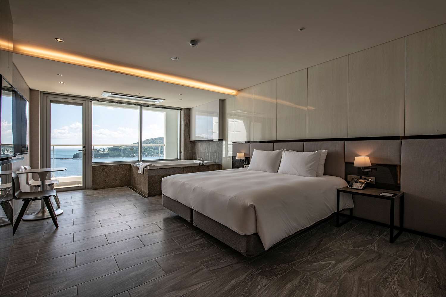 Ramada Suites by Wyndham Geoje 5/48