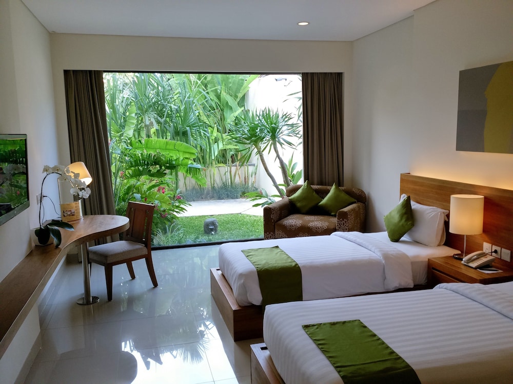 Taksu Sanur Hotel 21/76