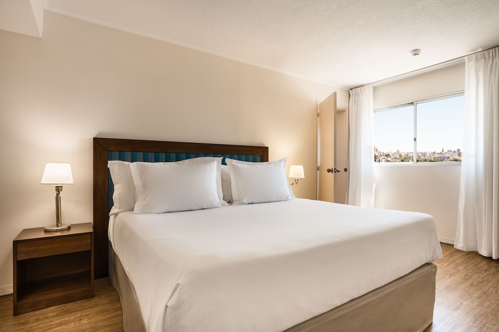 Alfa Suites 6/45