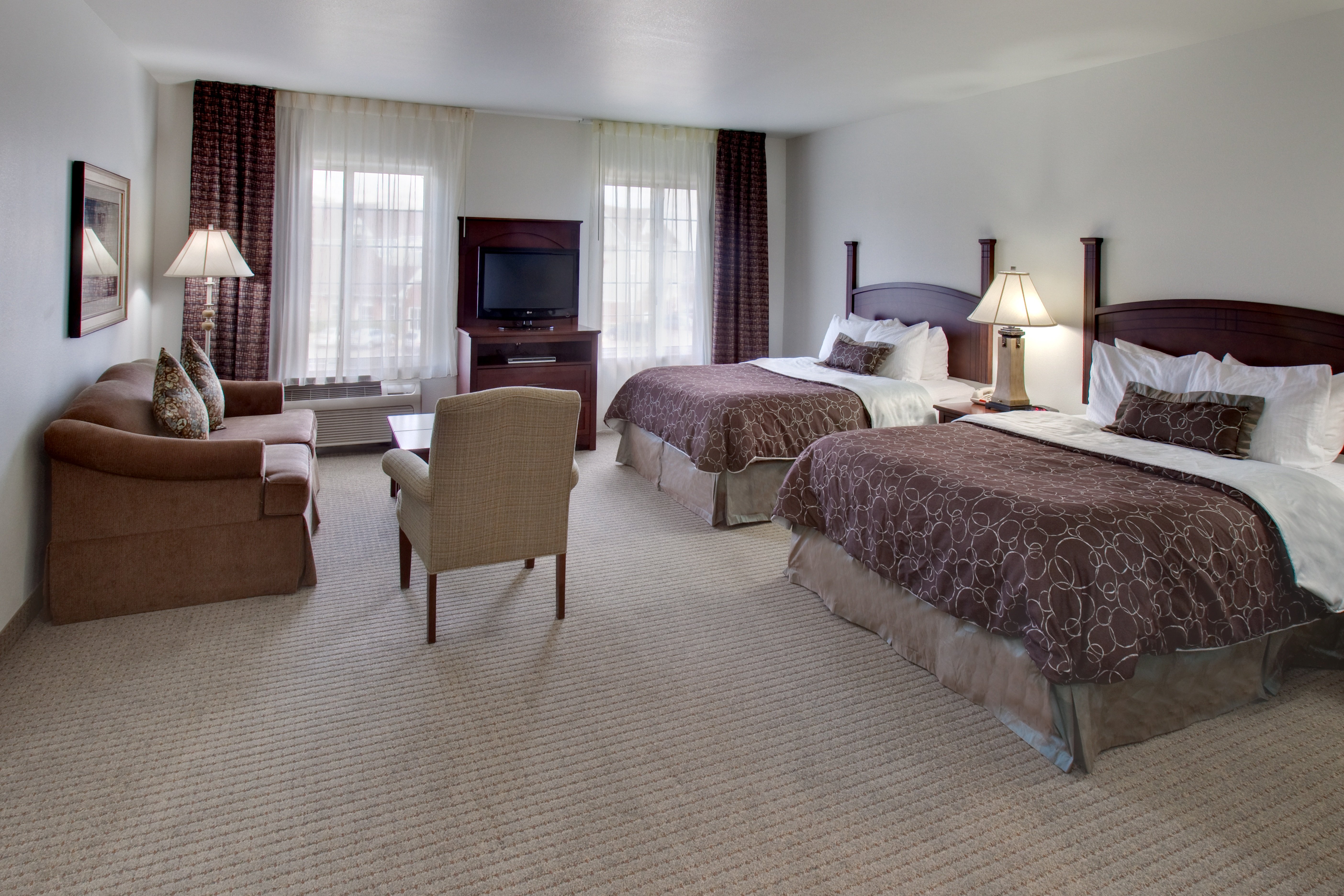 STAYBRIDGE SUITES ROCKFORD 28/73