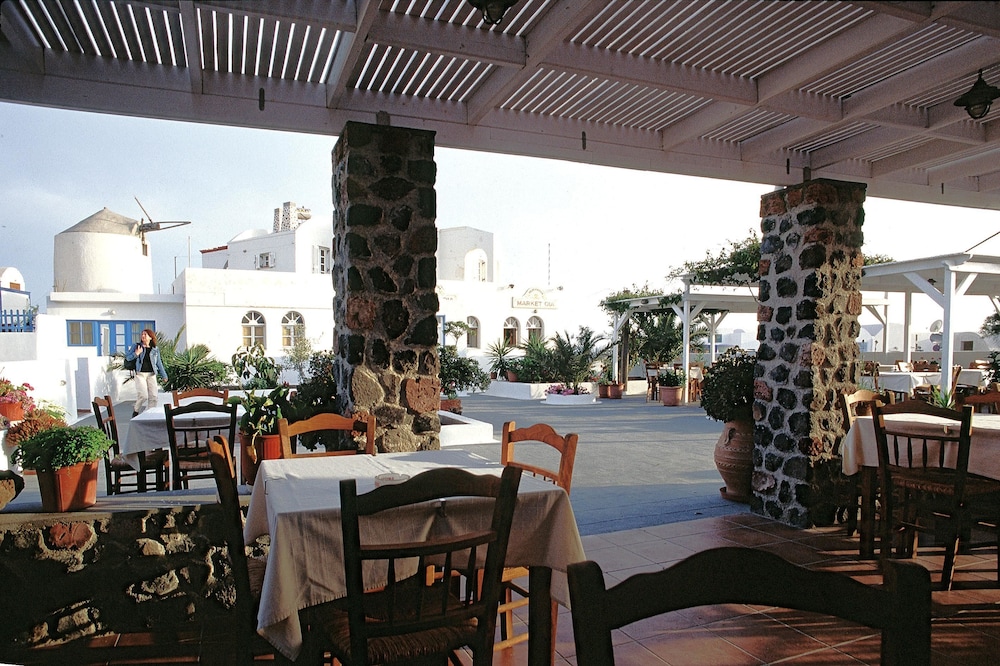 Anemomilos Hotel & Apartments 47/66