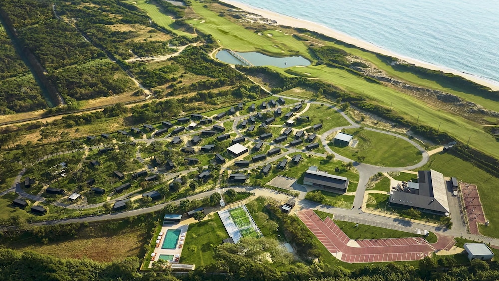 Tivoli Estela Golf & Lodges Porto (44km from Porto) 44/45