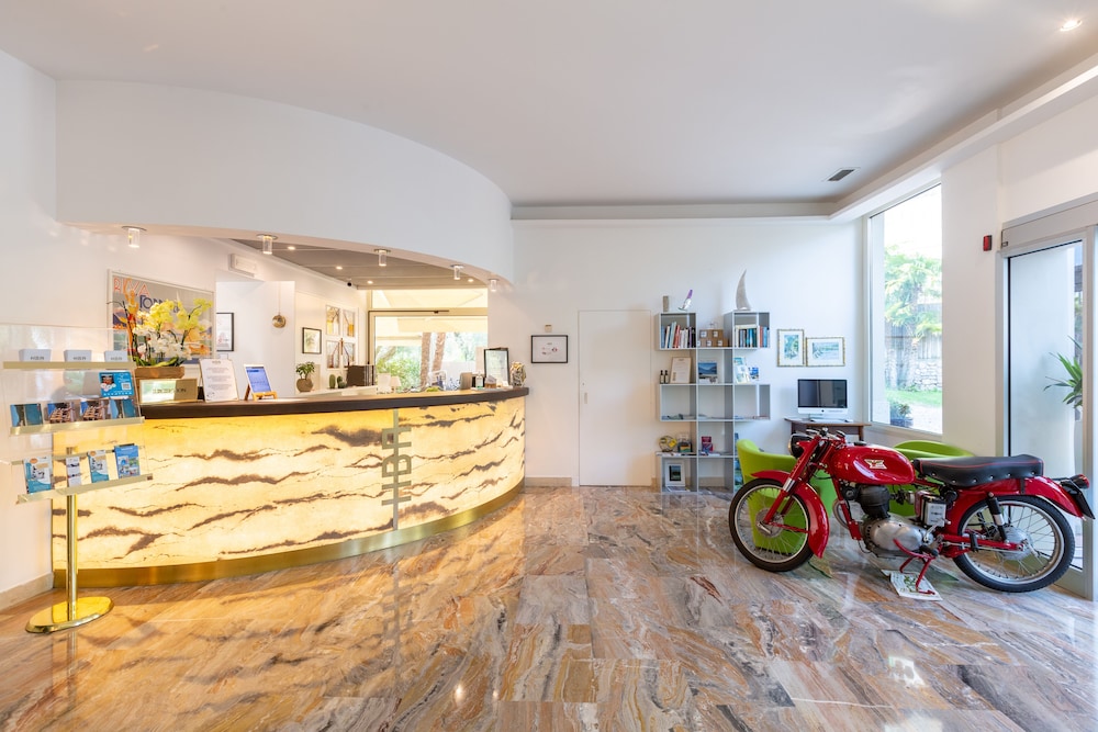 Hotel Baia Azzurra 3/50