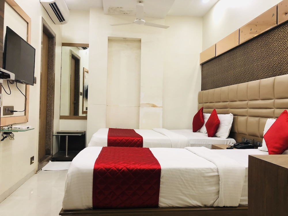 Hotel Guest Inn Residency 34/50