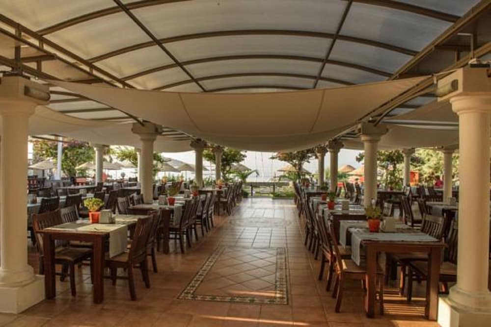 Bodrum Sea Side Beach Club Hotel - All Inclusive 39/72