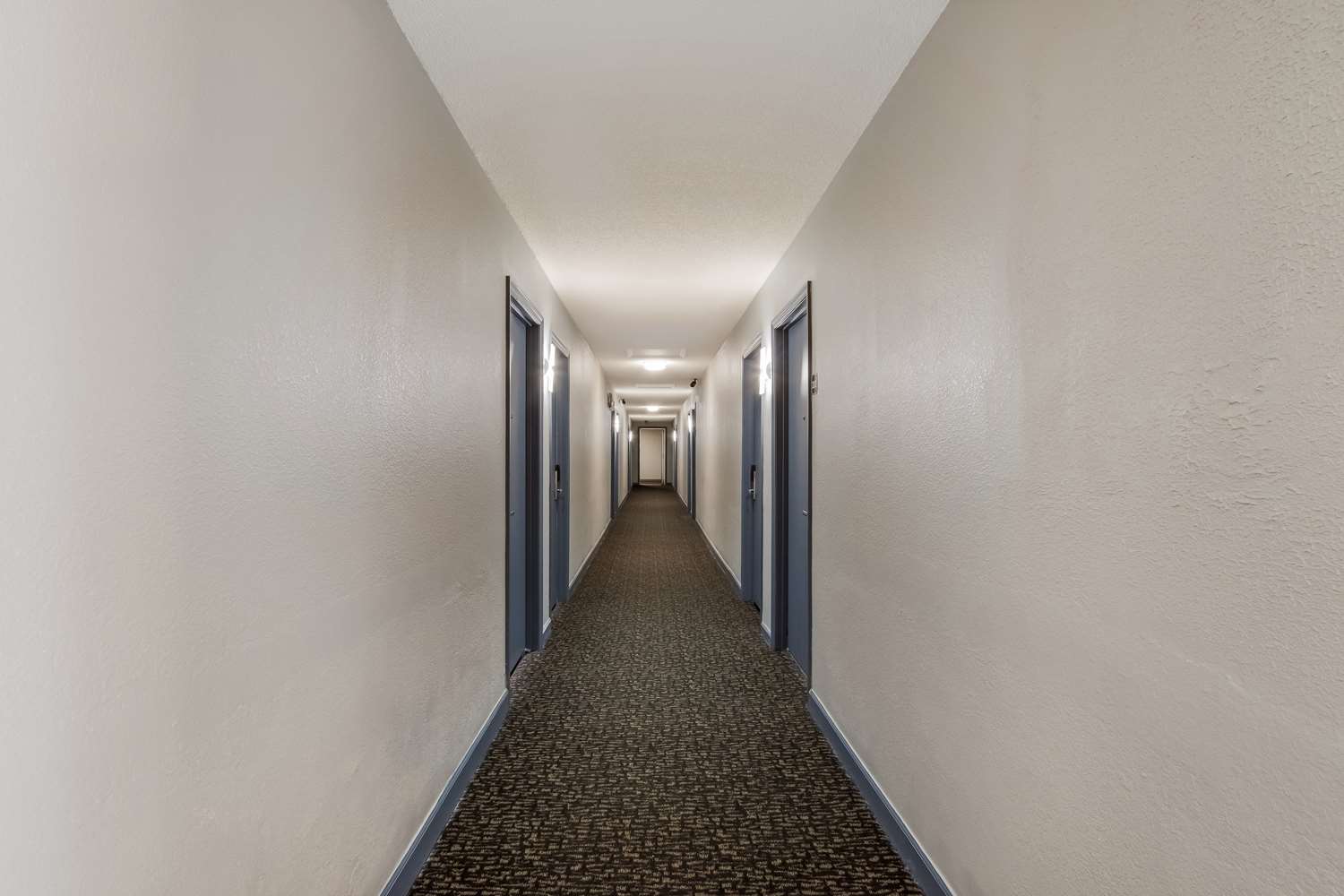 Econo Lodge Cherry Point 23/43