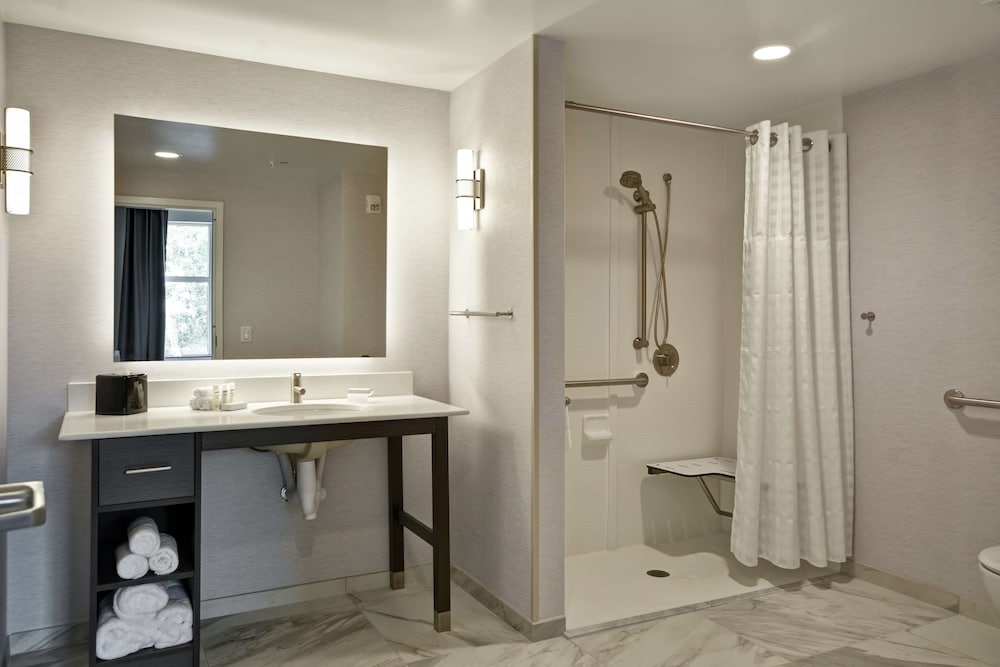 HOMEWOOD SUITES BY HILTON RALEIGH CARY I-40 13/52