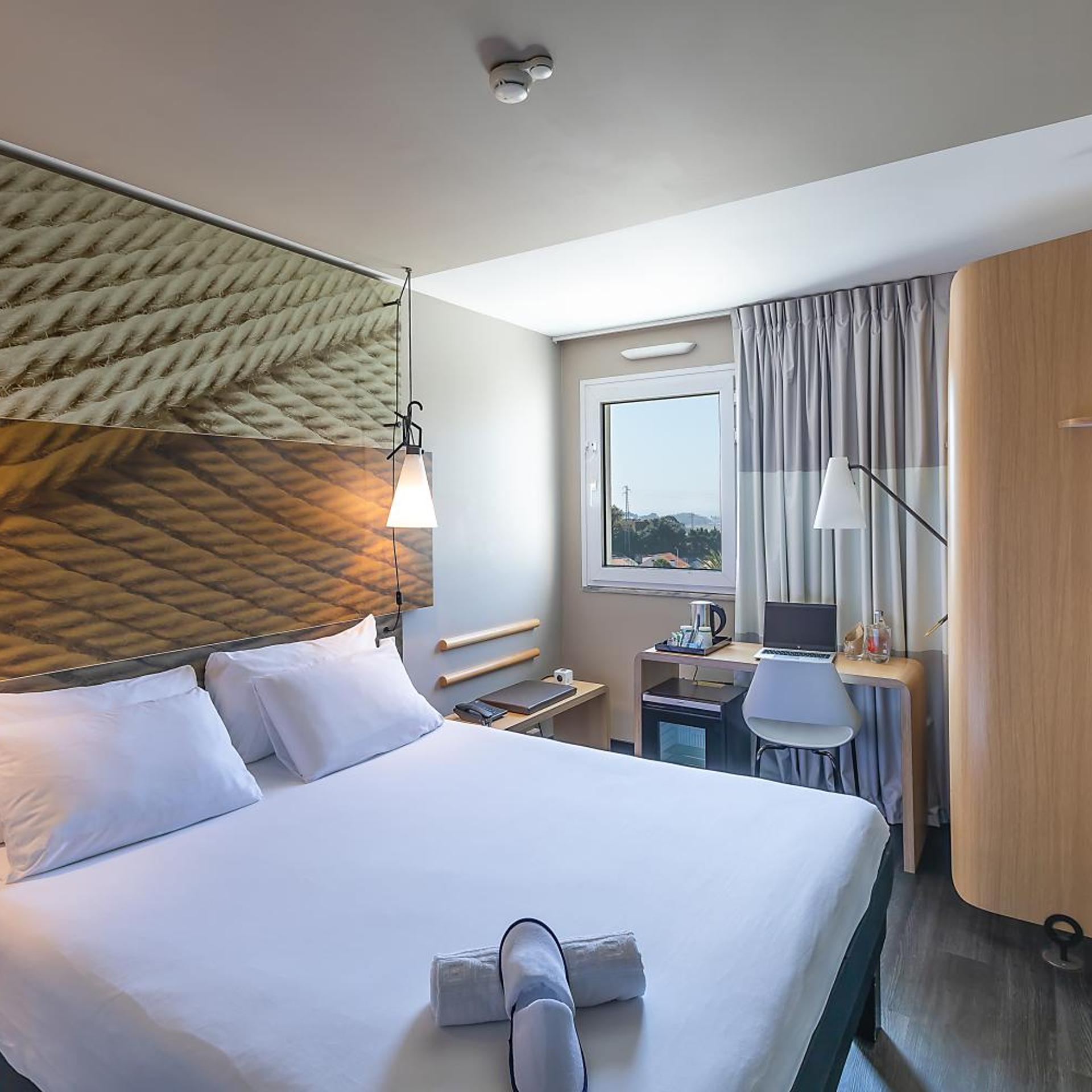 Superior, Double Bed, Sea or River View