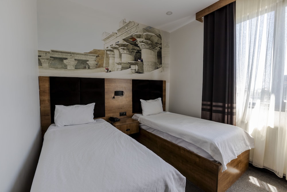 Acar Airport Hotel 17/44