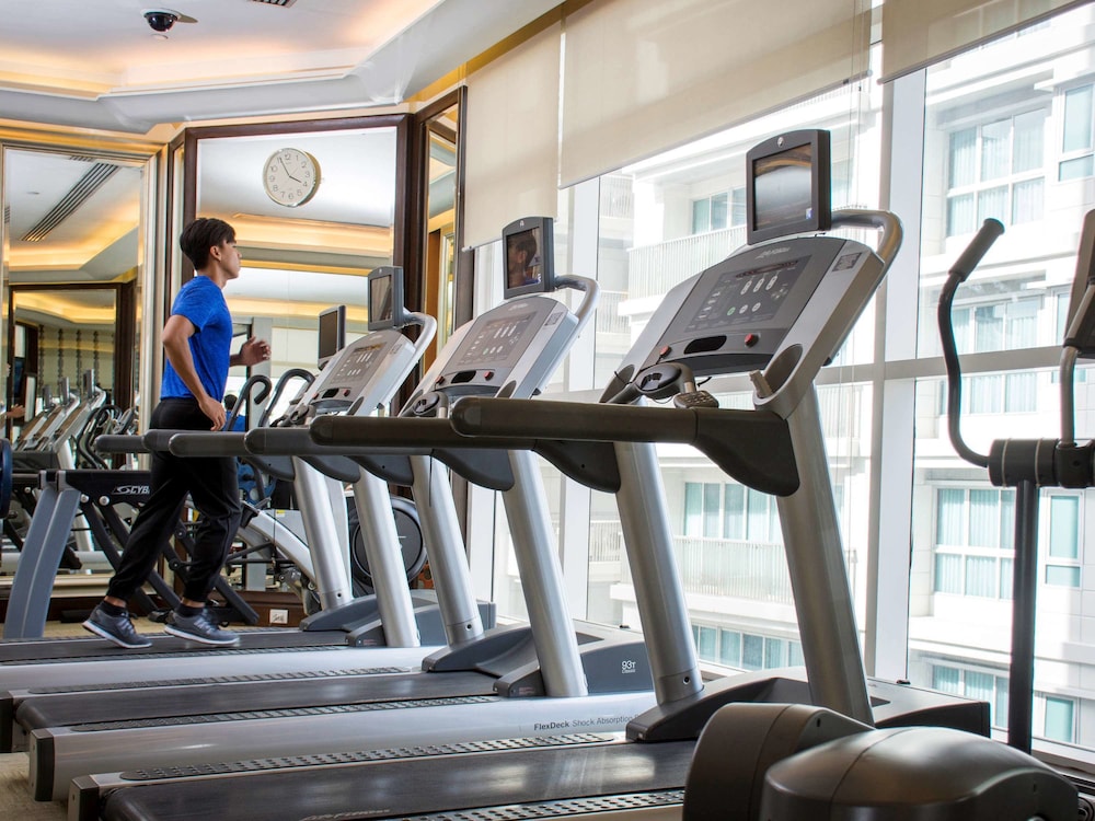 Hilton Bangkok Grande Asoke 34/59