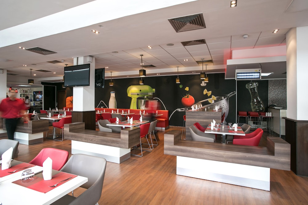 Ibis Lagos Ikeja 58/74