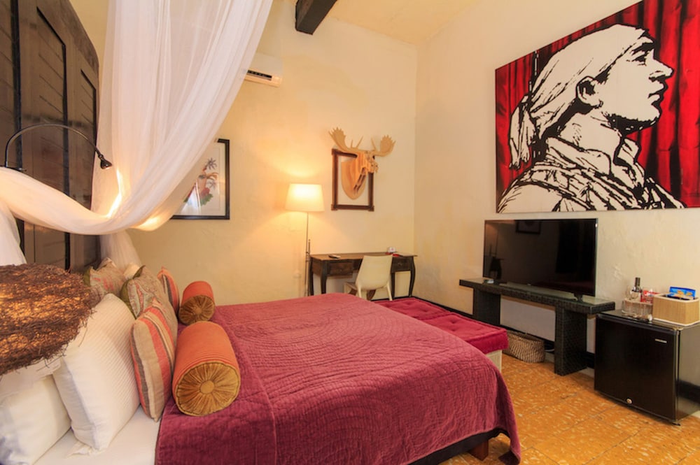 Hotel Casa Lola Deluxe Gallery 26/77