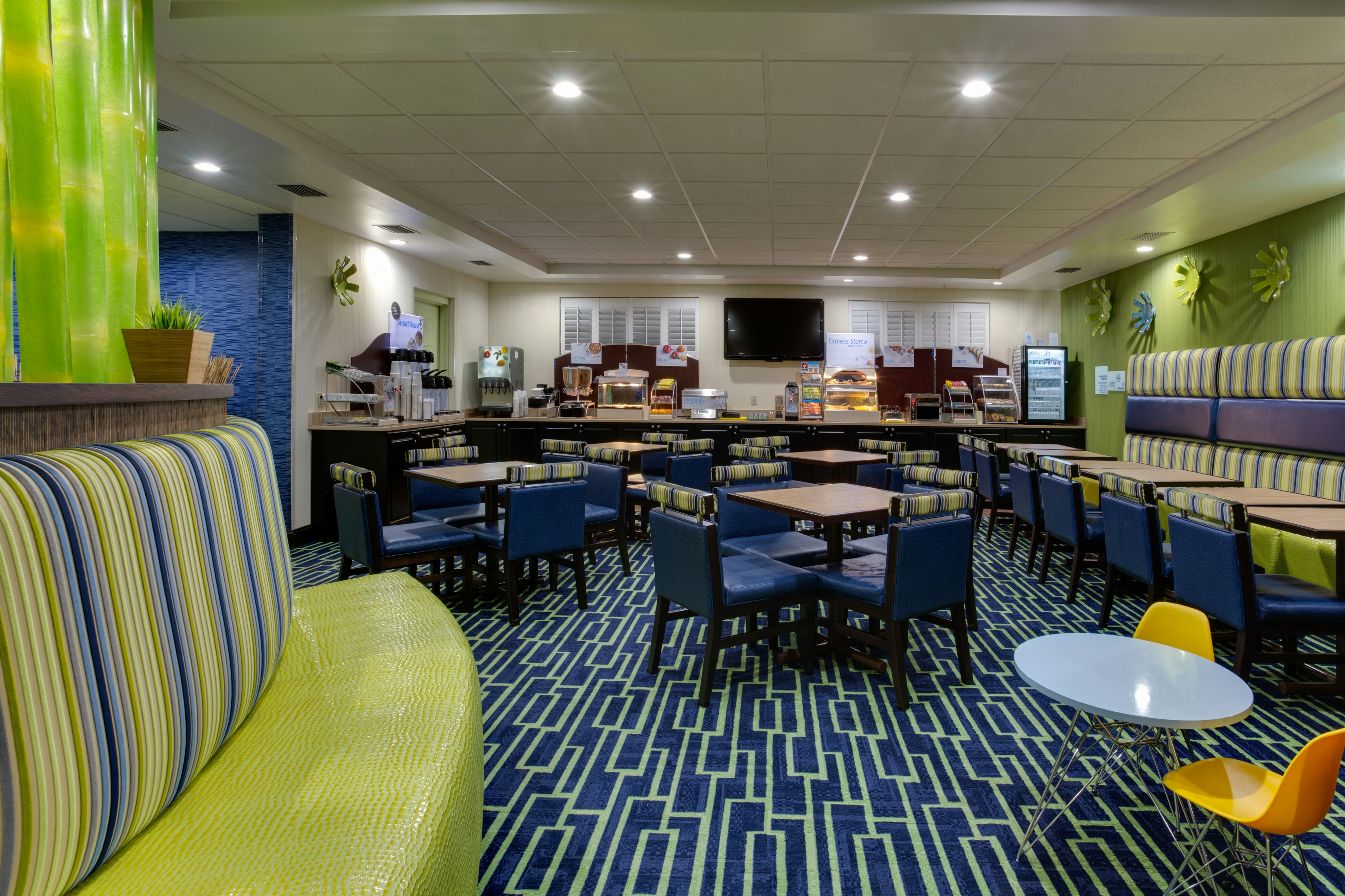 Holiday Inn Express Hotel Suites Plant City 44/70