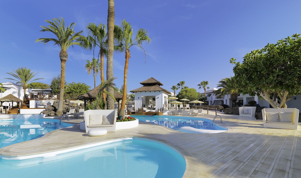 H10 White Suites - Adults Only 4/70