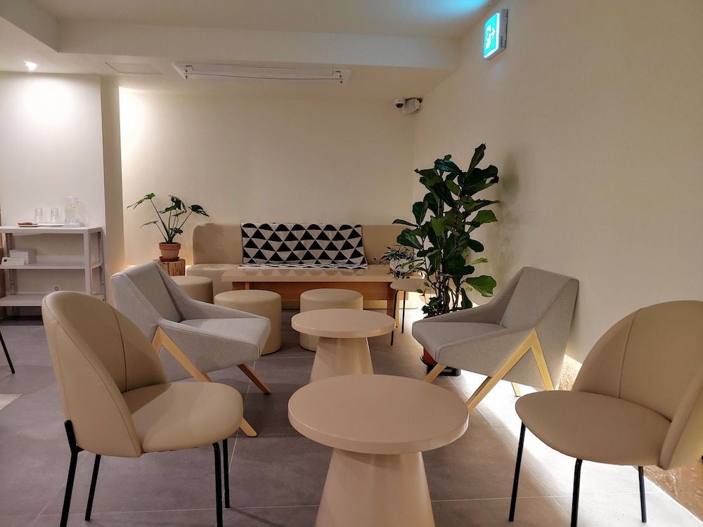 Tong Tong Petit Hotel 13/38