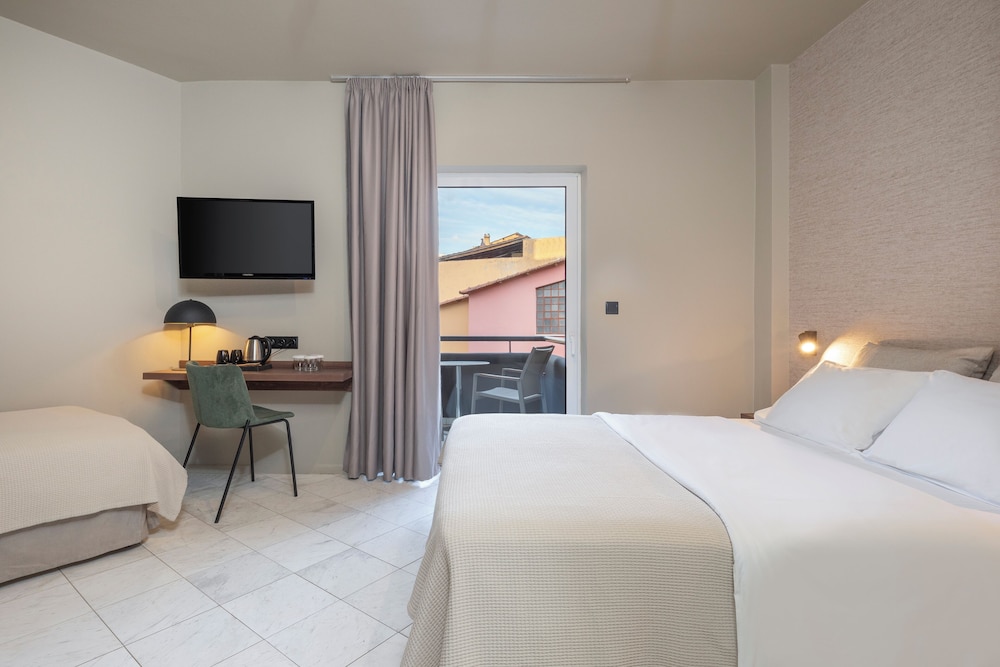 Nafpaktos Hotel 28/76