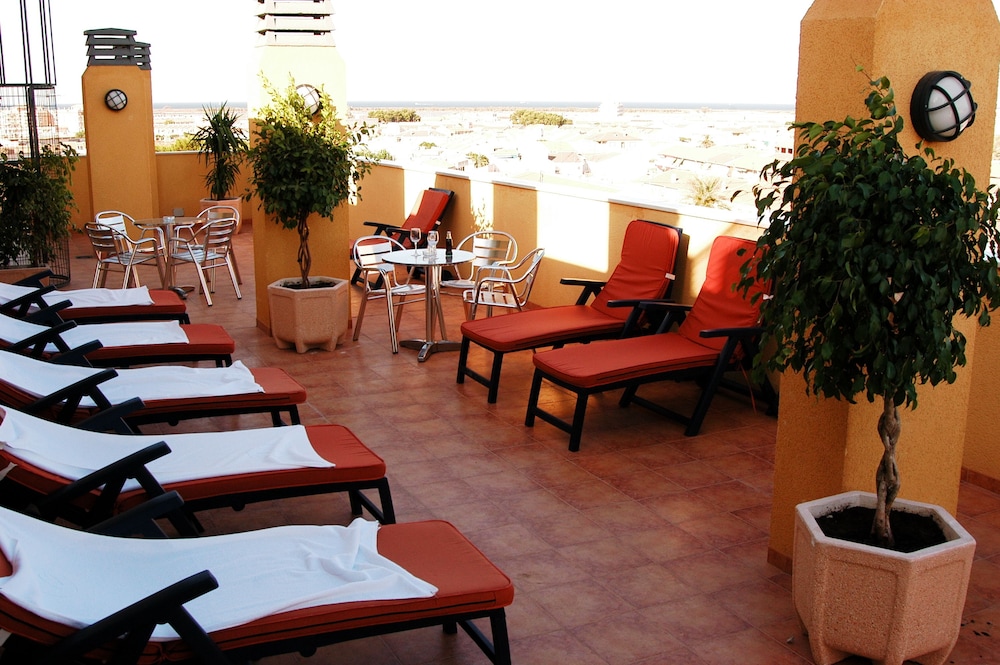 Apartahotel Bahia 41/50
