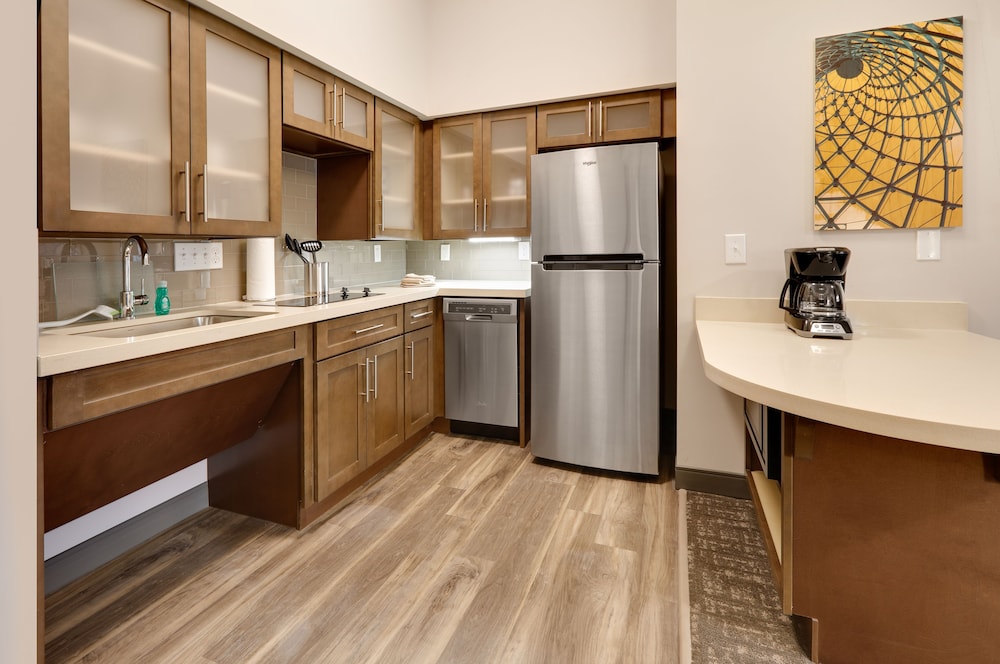 STAYBRIDGE SUITES OKLAHOMA CITY - DOWNTOWN 8/45