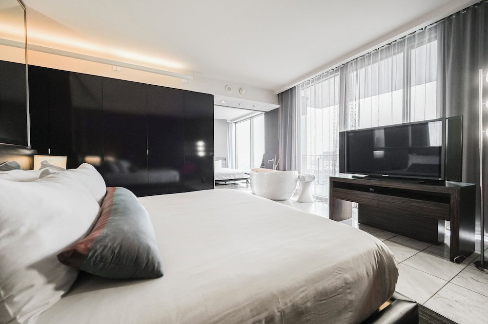 StripViewSuites at Palms Place 36/79