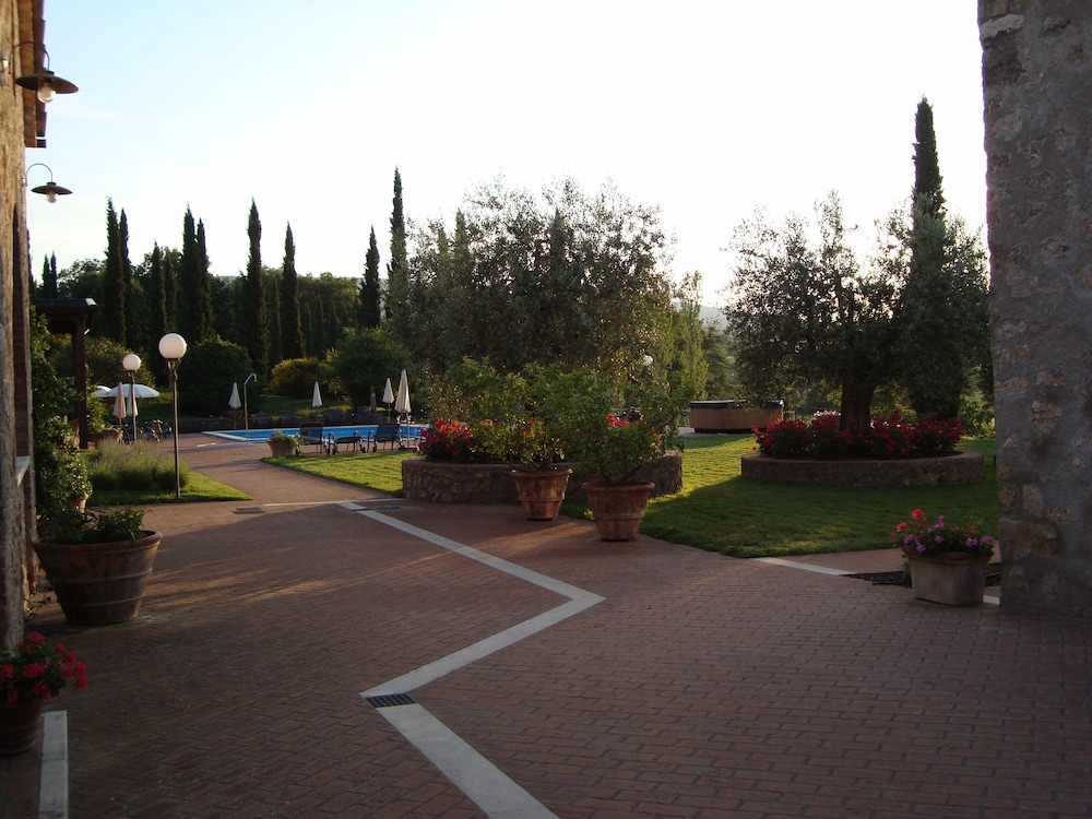 Agriturismo La Sovana 37/75