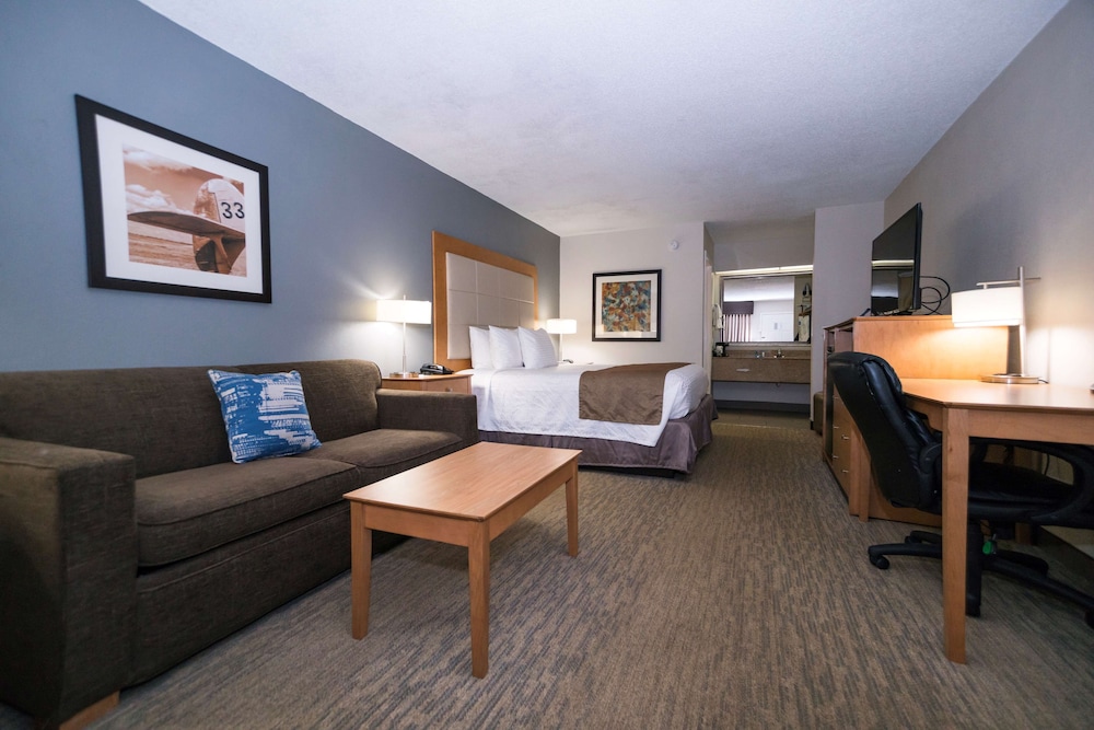 Best Western Airport Inn 30/40