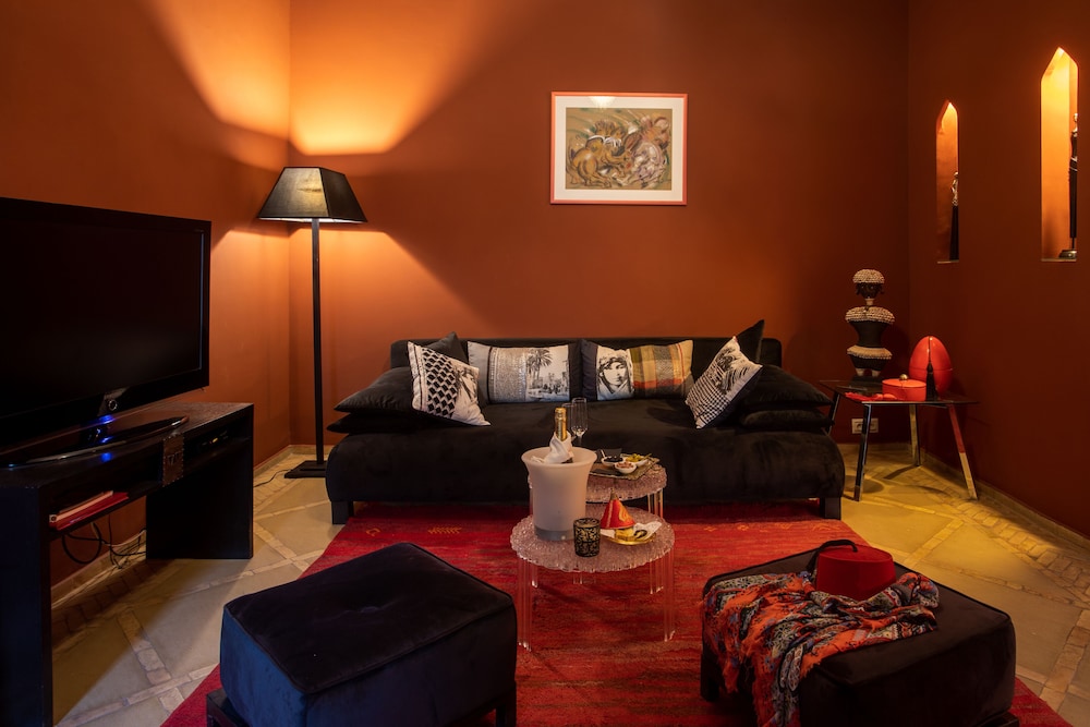 Riad Hizad 33/50