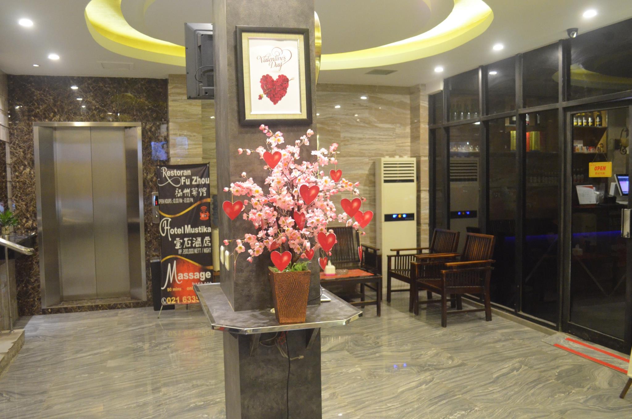Hotel Mustika Gajah Mada 61/74