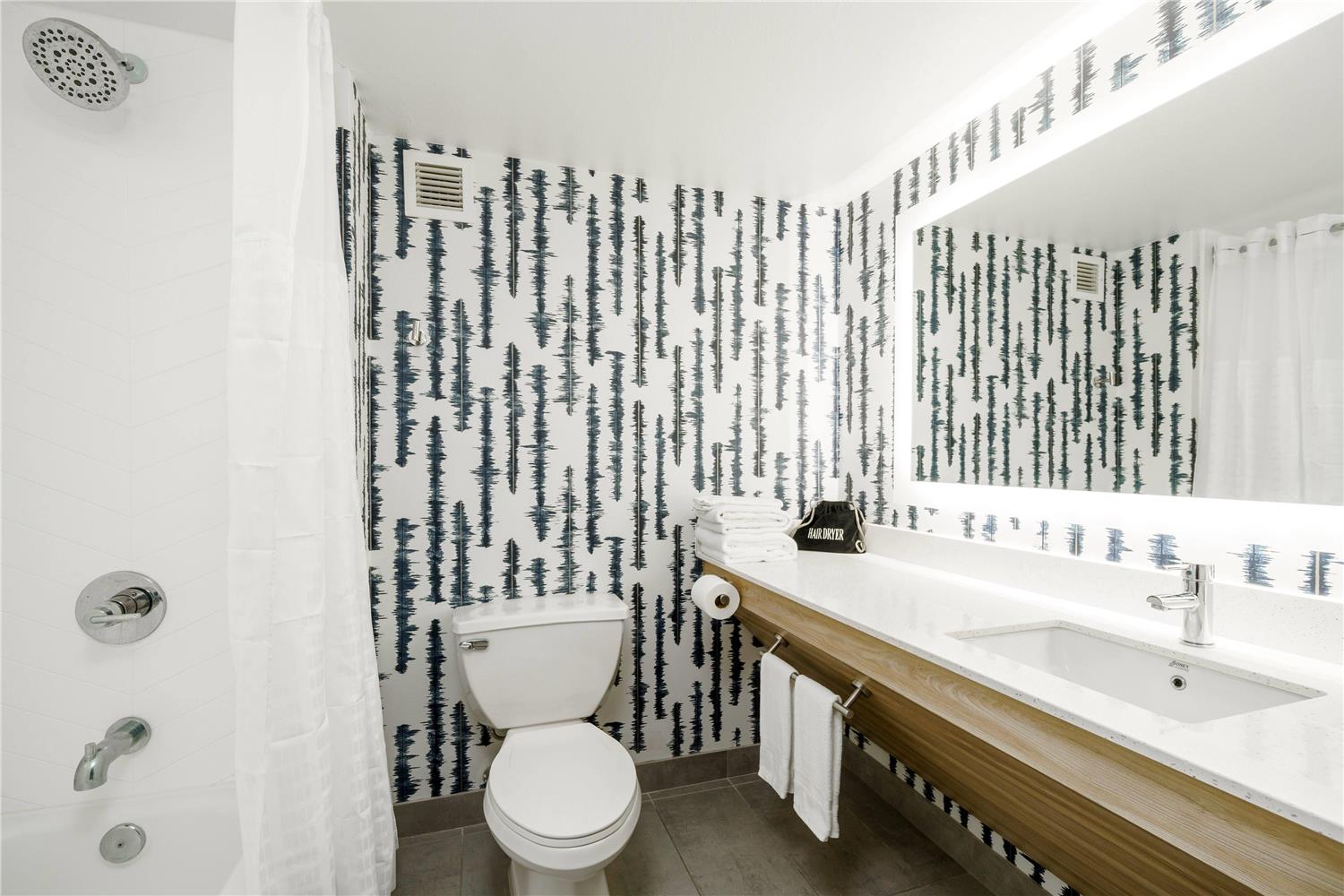 La Quinta Inn & Suites by Wyndham Lexington Park - Patuxent 51/52