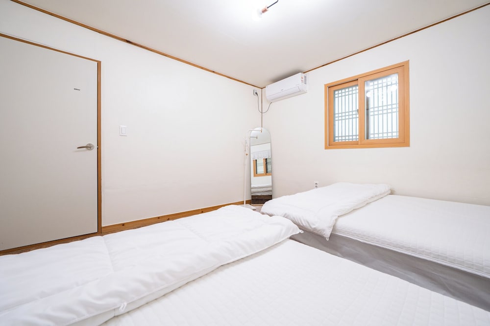 Gyeongju West Namsan Hanok Pension 15/50