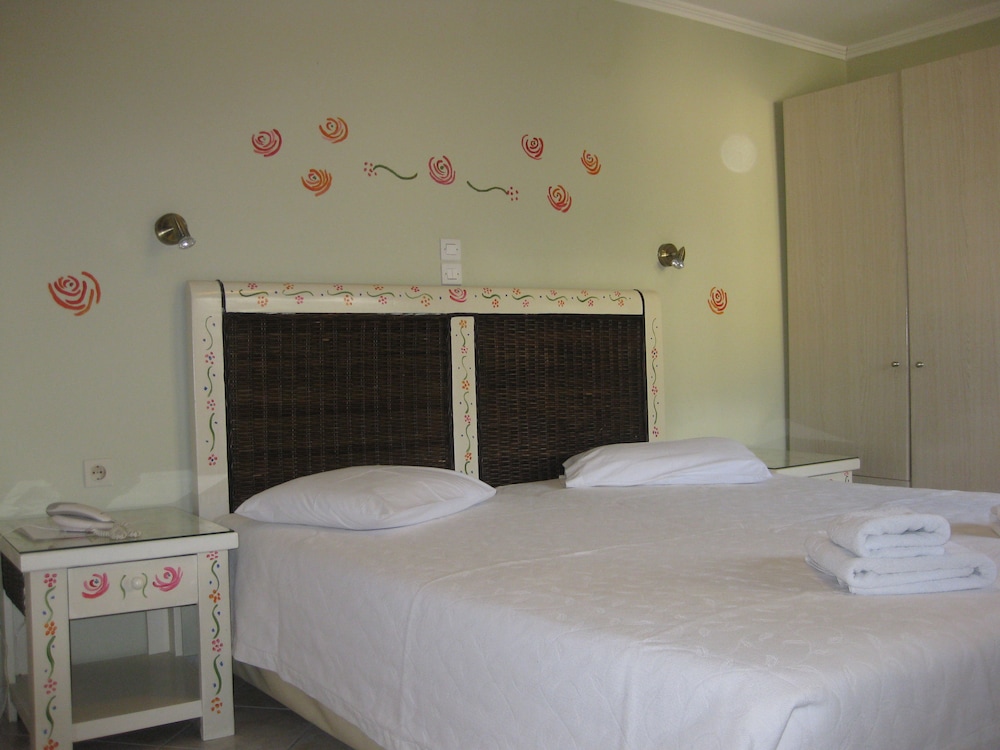 Virginia Hotel 15/50
