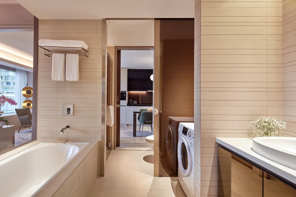 Pan Pacific Serviced Suites Orchard 75/76