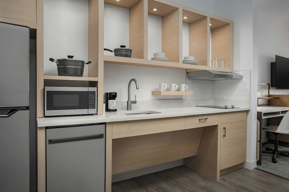 TownePlace Suites by Marriott Forney 30/37