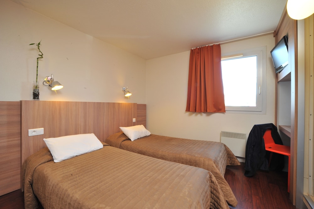 Kyriad Direct Agen-Castelculier 15/41
