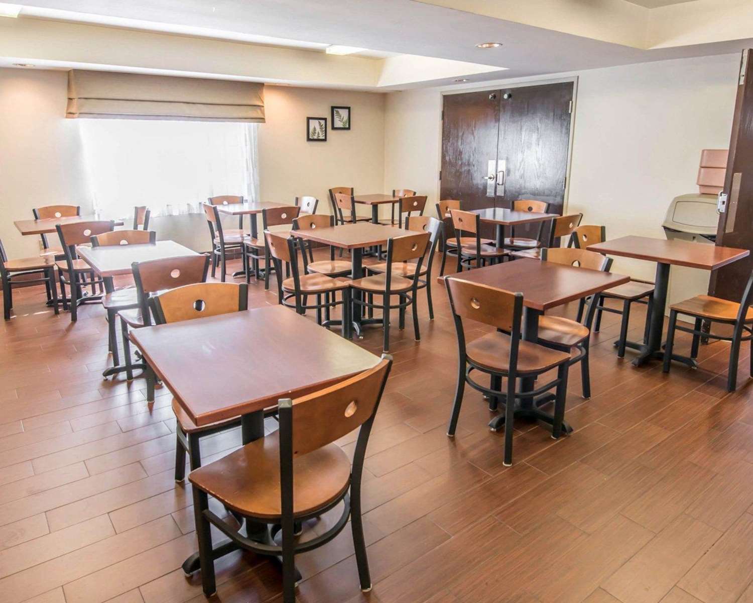 Sleep Inn & Suites Princeton I-77 15/24