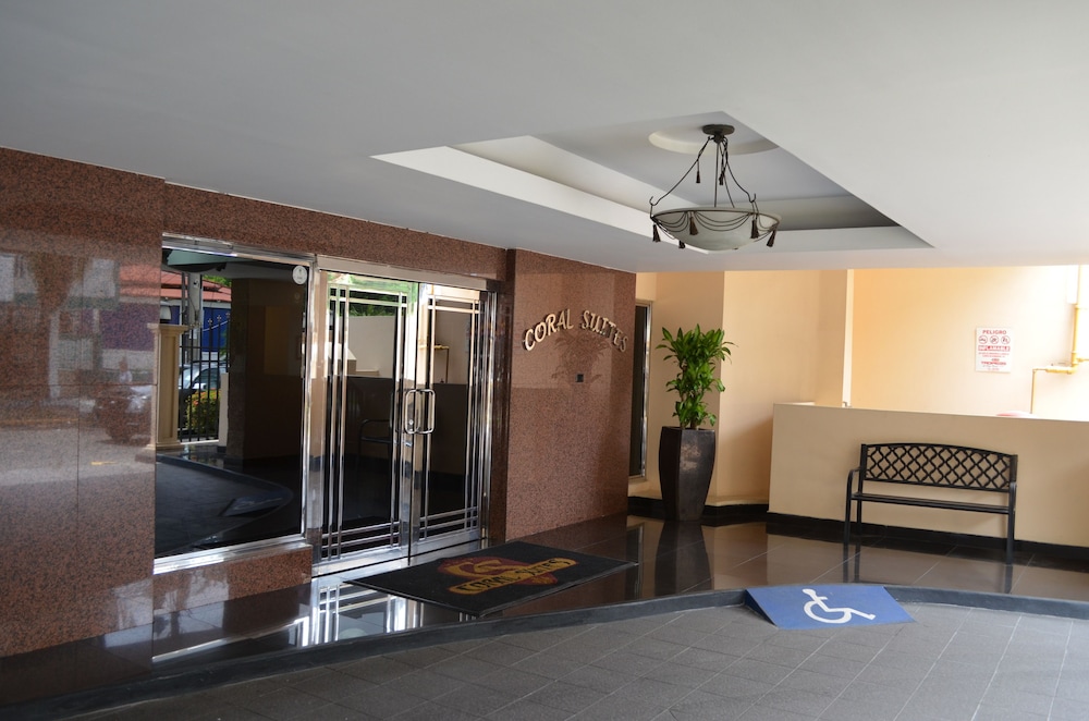 Coral Suites 7/54