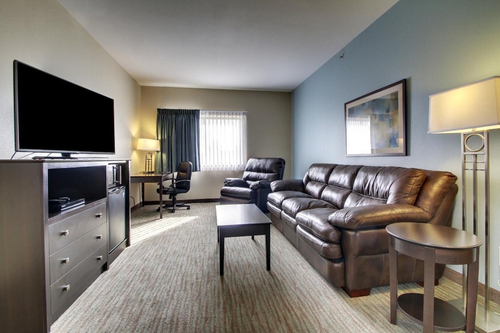 Cobblestone Inn and Suites - Fort Dodge, IA 22/33