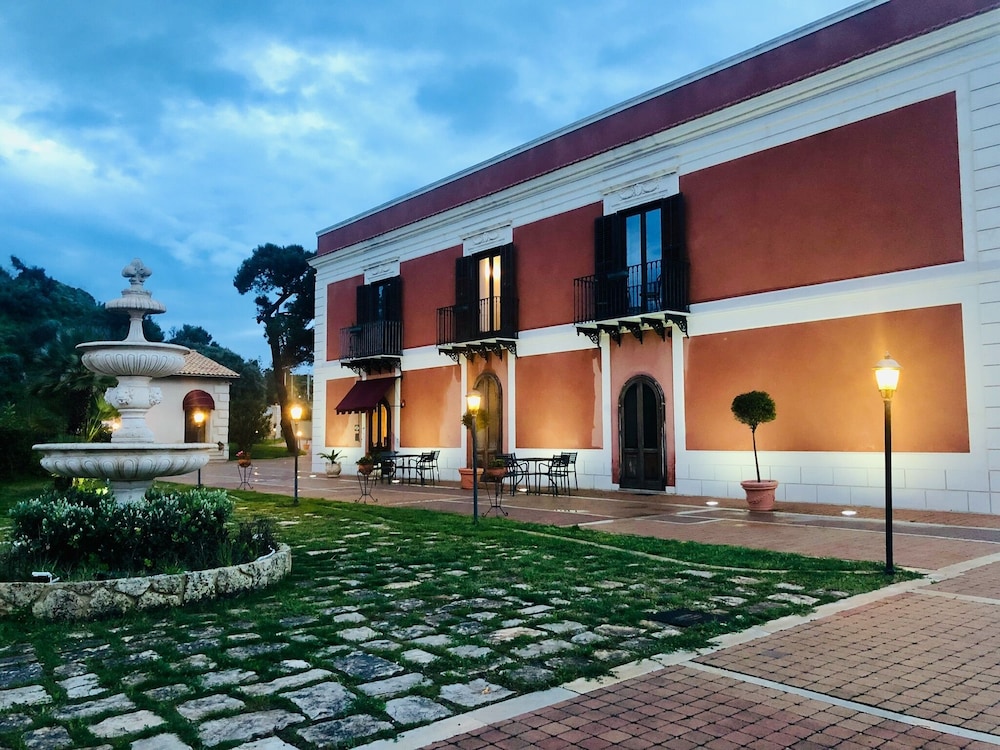 Villa Giuliana 27/50