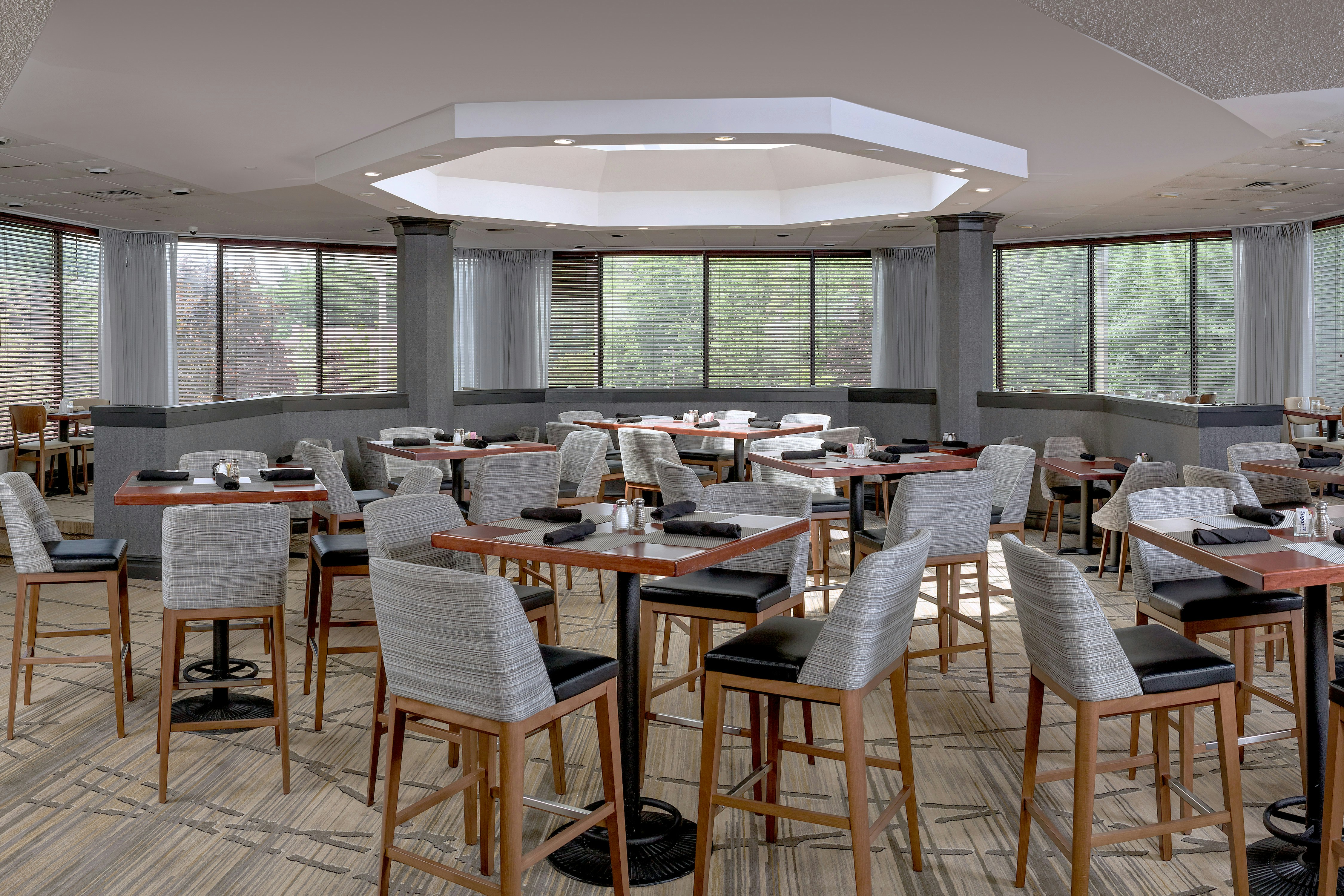 Doubletree By Hilton Boston-Rockland 17/28